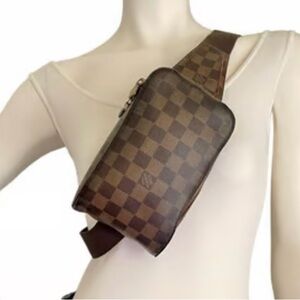Louis Vuitton Damier Ebene Crossbody Bag